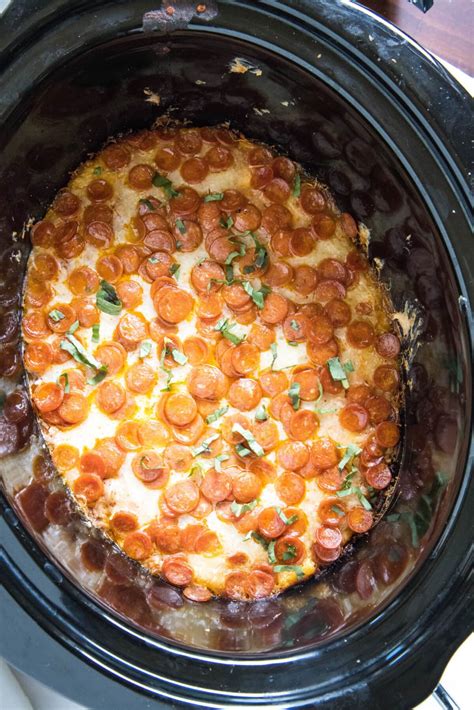 Crock Pot Pizza Dip