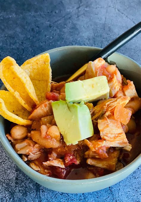 White Bean Chicken Chili Recipe - Reluctant Entertainer