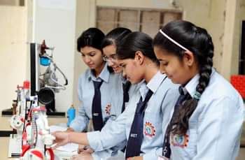 Top BVSc Colleges in India 2025: Ranking, Fees, Admission, Placement 2025