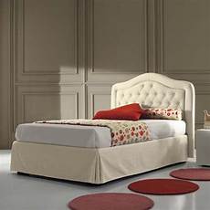 letto contenitore 1 piazza e mezza letto una piazza e mezzo imbottito con contenitore aristotele letto contenitore 1 piazza e mezza letto una piazza e mezzo imbottito con contenitore aristotele