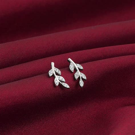 Silver Leaf Earrings – GIVA Jewellery