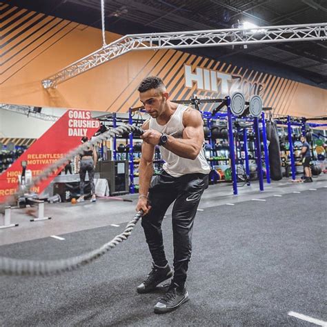 CRUNCH FITNESS - LAKE NONA™ - 11926 Narcoossee Rd #100, Orlando FL ...