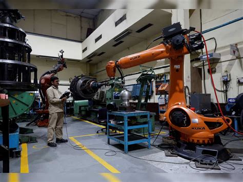 Engineering exports dip in first eight months of FY24 : EEPC | Zee Business