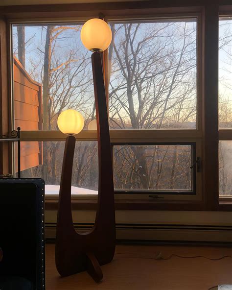 Yoji Floor Lamp - Docos