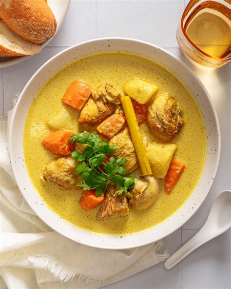 Vietnamese Chicken Curry (Cà Ri Gà) – Takes Two Eggs