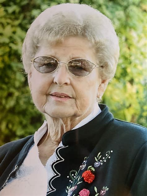 Florence Evelyn Fender | Greenlawn