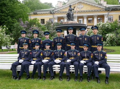 Курсанты президентского кадетского училища Петрозаводска в Военно ...