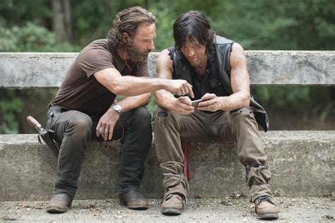 The Walking Dead HD Wallpaper: Rick and Daryl