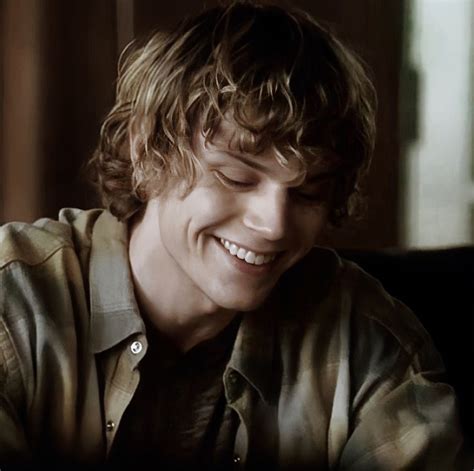 tate langdon | Evan peters american horror story, Evan peters, Tate langdon