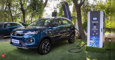 Role of governments in promoting the growth of EV charging ...