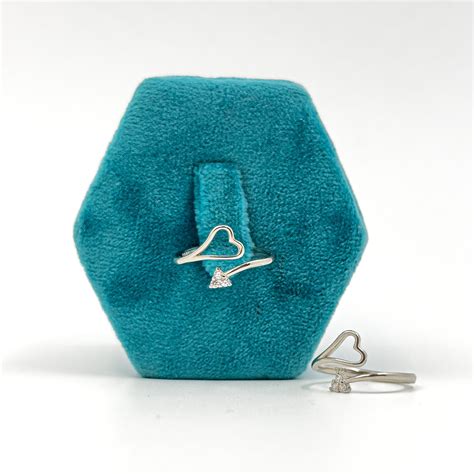 Little hearts toe ring – Saatvik Silver