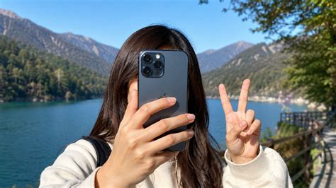 As 'peace sign' selfies create scare on the internet of hackers ...