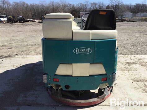 Tennant 8210 Floor Sweeper/ Scrubber | Agriculture | BigIron