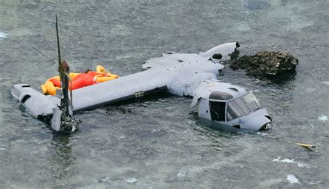 美军承认“鱼鹰”运输机在日本坠海系因飞行员操纵失误_军事航空_资讯_航空圈