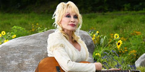 Is Kenny Chesney Gay? The Country Star Once Said He Was 'Pretty ...