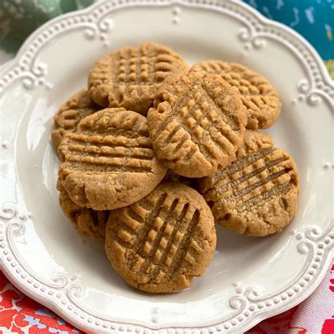 3 Ingredient Peanut Butter Cookies