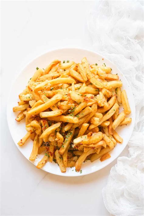 Garlic Parmesan Fries - Budget Delicious