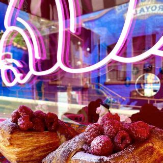 Retail Store Signs 的图像结果