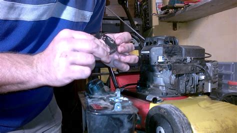 come smontare carburatore tagliaerba   YouTube