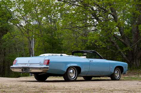 1975 Oldsmobile Delta 88 Royale Convertible - Classic Car Agenda