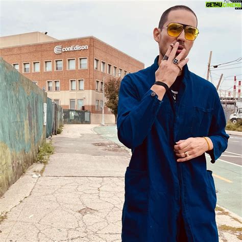 Manny Montana Instagram – The heavyweight champ of the world… the internet!!! | Gethu Cinema