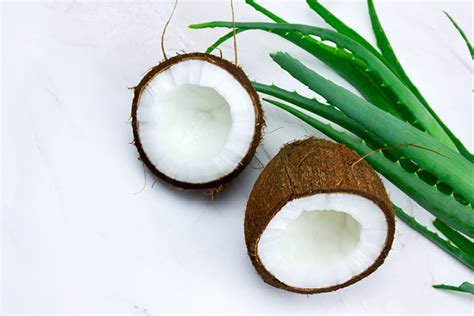 7 ways to use aloe vera for acne