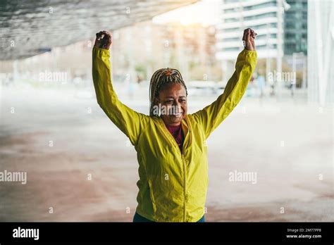 Rezultat imagine pentru Senior Step Routine