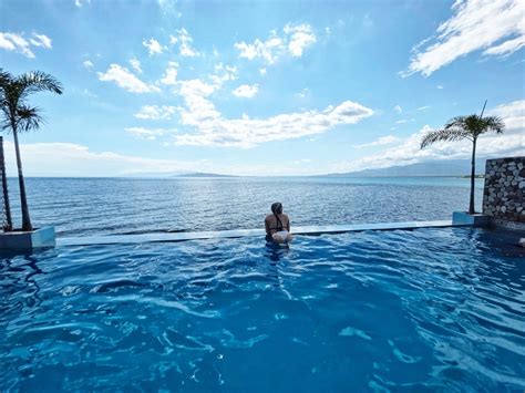 Macey Estrella (@limitlessmacey) • Instagram photos and videos