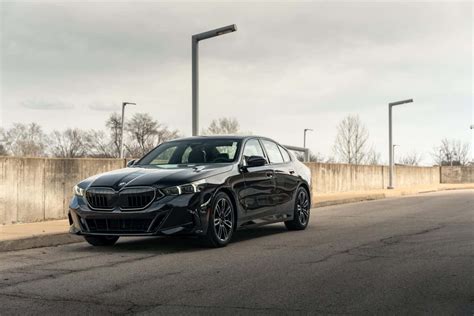 BMW M3 vs M4: Which is Right for You?