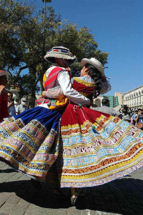 Peruvian Person 的图像结果