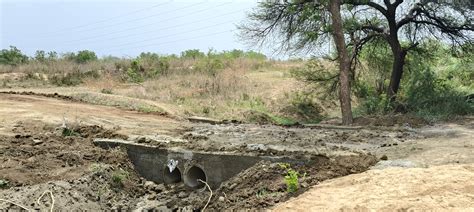 The labor for the drain at Jodiya Kuva Phalia in Vejalpur was paid 1.73 ...