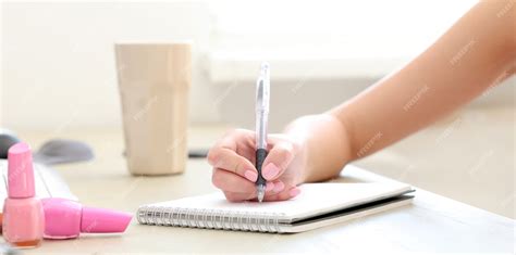 Image result for How to Create Table in Notepad