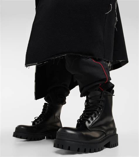 Strike leather ankle boots in black - Balenciaga | Mytheresa