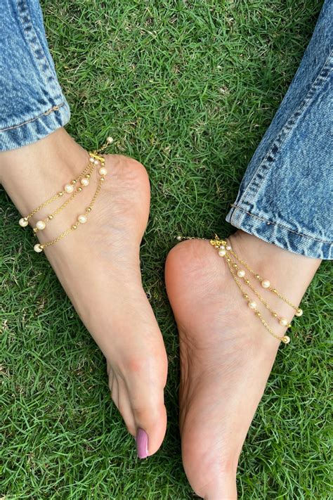 THREE-TIERED PEARL ANKLETS (PAIR) – Heer House Of Jewellery