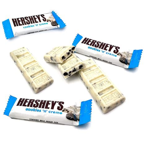 Hershey’s Cookies ‘n’ Creme Bulk Snack Size Bars - 3 lbs. cookies and ...