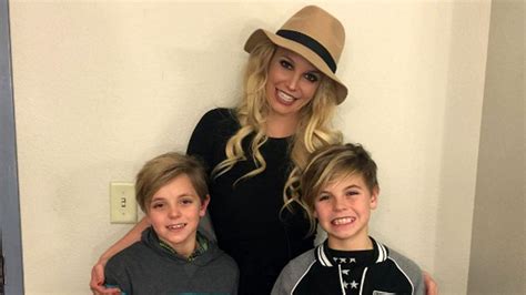 Britney Spears Shares Adorable Photos From Her Son's Field Trip ...
