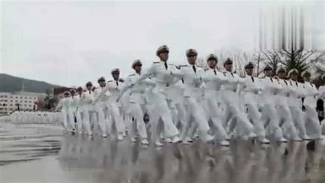 组图：海军大连舰艇学院学员风采-搜狐新闻