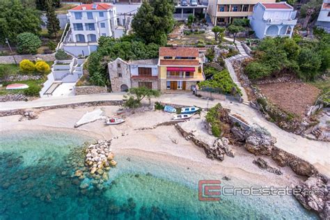Hrvatska,Makarska - Dvojna kuća prvi red uz more, na prodaju