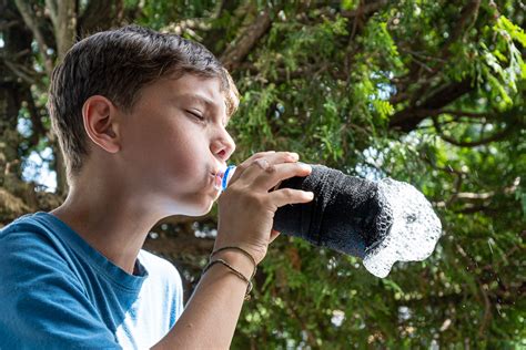 Science Experiments Bubbles 的图像结果