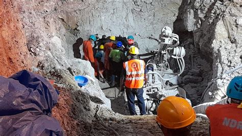 Chhattisgarh: 100 hours on, rescue ops for 11-year-old boy who fell in ...