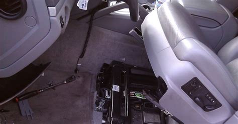 DNZ AUTOMOTIVE INC: Porsche Cayenne battery installation