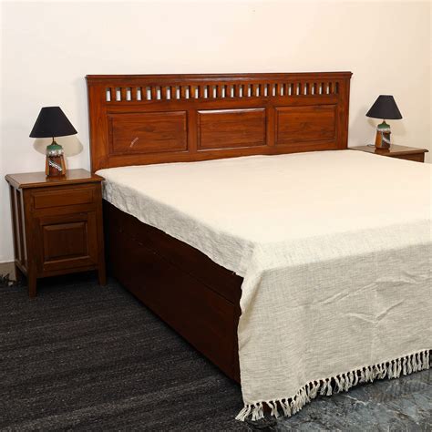 White Handloom Cotton Double Bed Cover from Bijnor