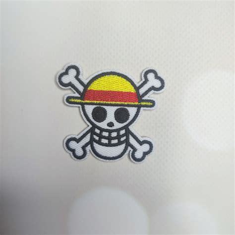 Нашивка, патч "Веселый Роджер. One piece. Ван Пис" (Наш0135) – фото ...