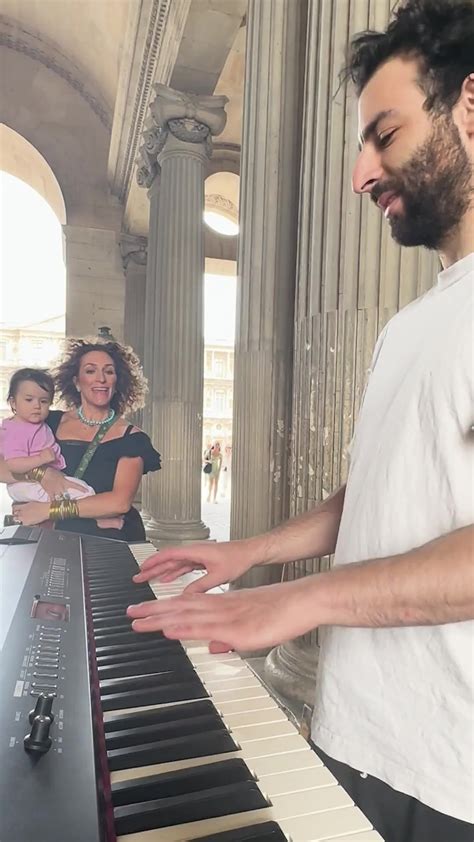 Most Famous Opera Singer 的图像结果