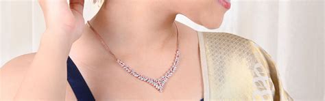 Difference Between Gold-Plated, Sterling Silver, and Pure 925 Silver ...