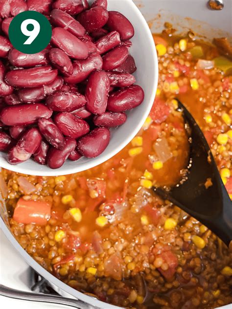 Lentil Bean Chili - Plant-Based on a Budget