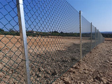 Posa recinzione rete metallica Rimini - Omcl Il Fabbro