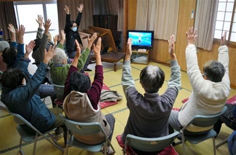 Pandemie hat alte Menschen in Japan gebrechlicher gemacht