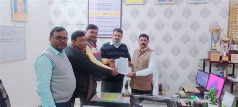 30 दिसंबर के होने वाले धरने के संबंध ने ज्ञापन सौंप अवगत कराया