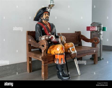 Life Size Figure of Pirate Captain with Peg Leg and Hook Arm lifesize ...